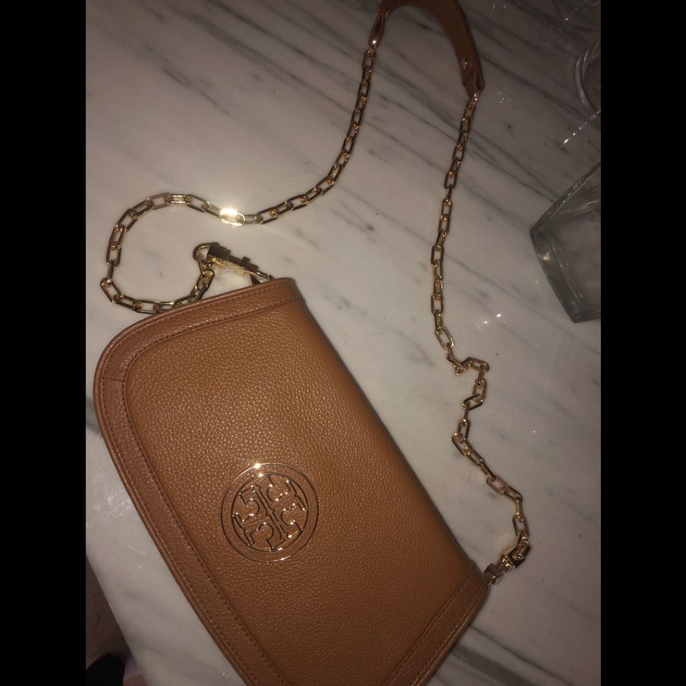 New Tory Burch Cross Body (authentic)
